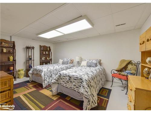 102-10 Museum Drive, Orillia, ON - Indoor Photo Showing Bedroom