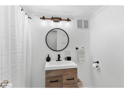263 Denmark Street, Meaford, ON - Indoor Photo Showing Bathroom
