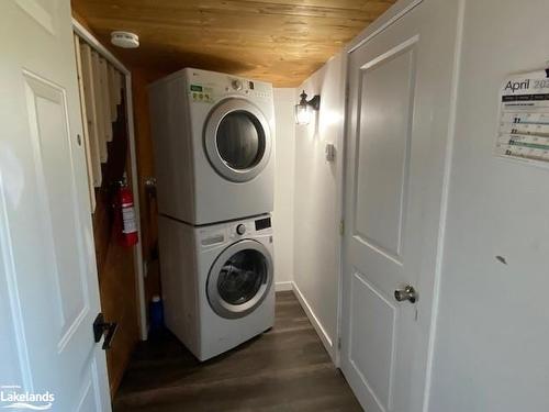 214 Montreal Street, Stayner, ON - Indoor Photo Showing Laundry Room