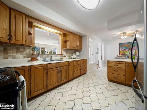 8 Eplett Street, Severn, ON - Indoor Photo Showing Kitchen With Double Sink