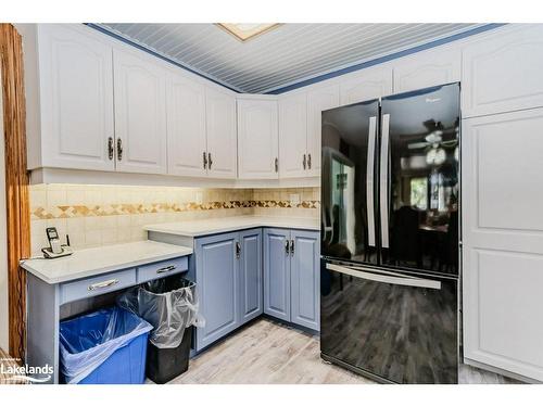 53 Todholm Drive, Port Carling, ON - Indoor Photo Showing Kitchen