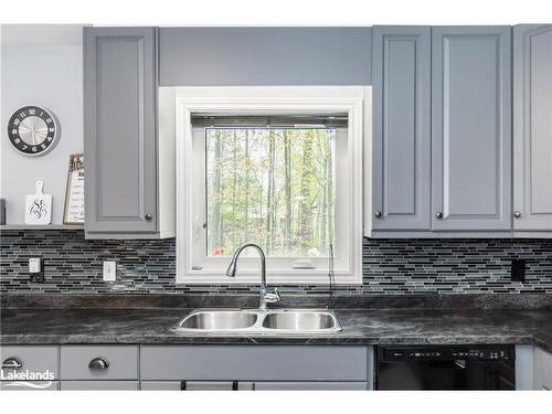 8 Caldas Circle, Wasaga Beach, ON - Indoor Photo Showing Kitchen With Double Sink