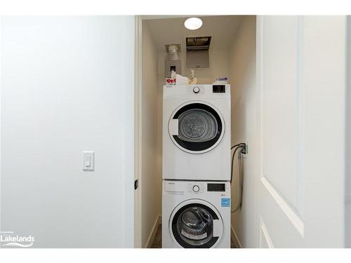 302-16 Beckwith Lane, The Blue Mountains, ON - Indoor Photo Showing Laundry Room