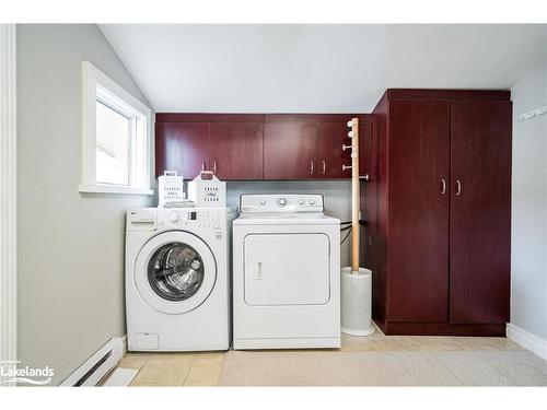 87 Ninth Street, Collingwood, ON - Indoor Photo Showing Laundry Room