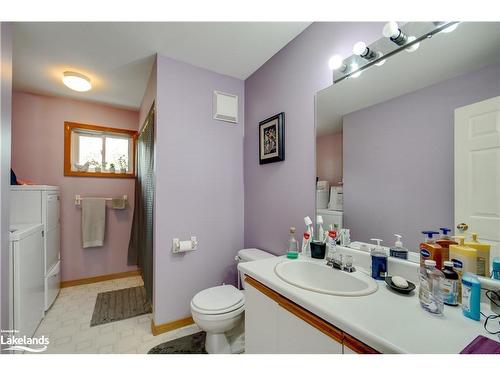 1178 Fraserburg Road, Bracebridge, ON - Indoor Photo Showing Bathroom