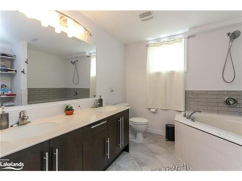 37 Walnut Drive, Wasaga Beach, ON - Indoor Photo Showing Bathroom