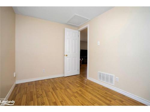 91 Glenlake Boulevard, Collingwood, ON - Indoor Photo Showing Other Room
