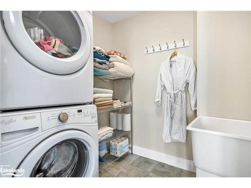 200 Yellow Birch Crescent, The Blue Mountains, ON - Indoor Photo Showing Laundry Room