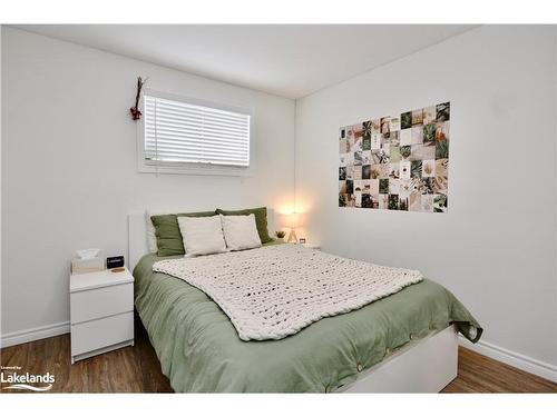 100 George Street, Tay, ON - Indoor Photo Showing Bedroom