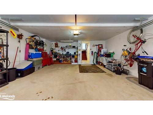 42 Joseph Trail, Collingwood, ON - Indoor Photo Showing Garage