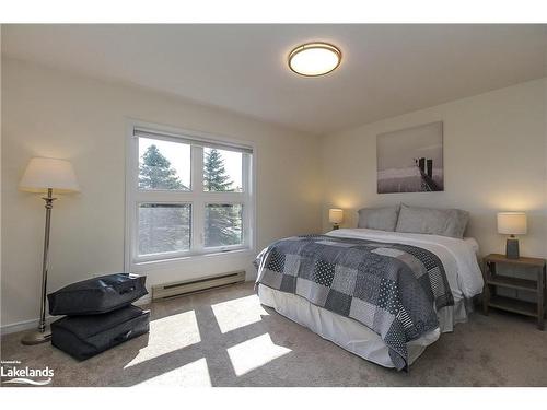 771 Johnston Park Avenue, Collingwood, ON - Indoor Photo Showing Bedroom