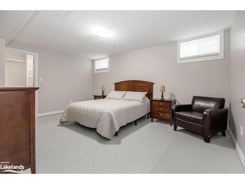 43 Lockerbie Crescent, Collingwood, ON - Indoor Photo Showing Bedroom