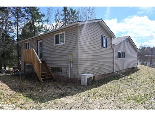 17 Spruce Lane, Magnetawan, ON - Outdoor With Exterior
