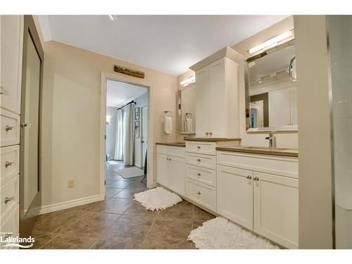 916 Siberia Rd, Madawaska, ON - Indoor Photo Showing Kitchen With Double Sink