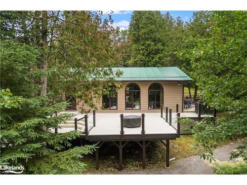 916 Siberia Rd, Madawaska, ON - Outdoor With Deck Patio Veranda