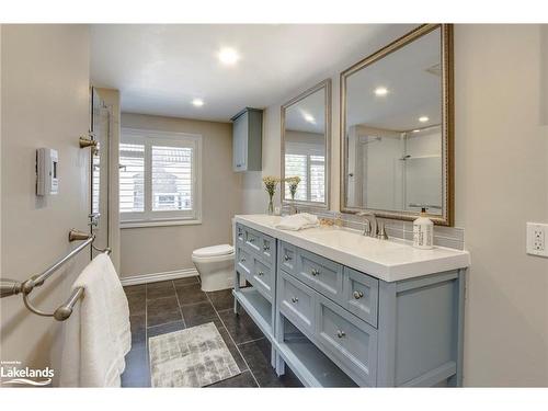 8 Cobblestone Road, Tiny, ON - Indoor Photo Showing Bathroom