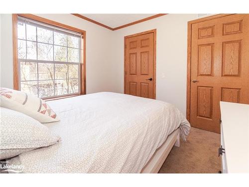 537 Spring Hill Road W, Burk'S Falls, ON - Indoor Photo Showing Bedroom