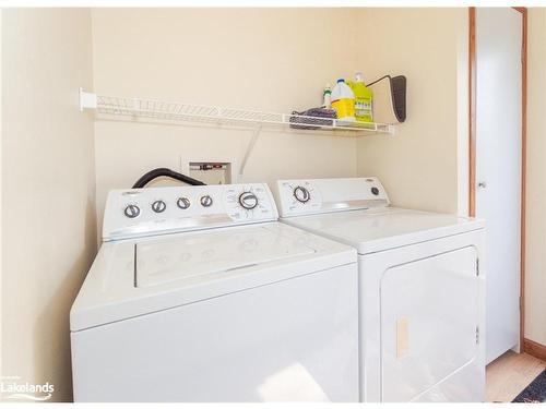 537 Spring Hill Road W, Burk'S Falls, ON - Indoor Photo Showing Laundry Room