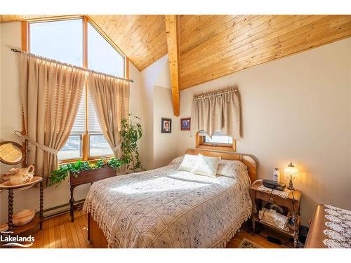 756 Spring Lake Road, South River, ON - Indoor Photo Showing Bedroom