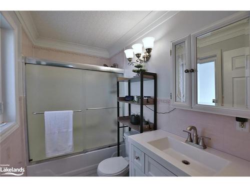 52 Downer Crescent, Wasaga Beach, ON - Indoor Photo Showing Bathroom