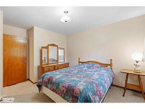 51 Tucson Road, Tiny, ON - Indoor Photo Showing Bedroom