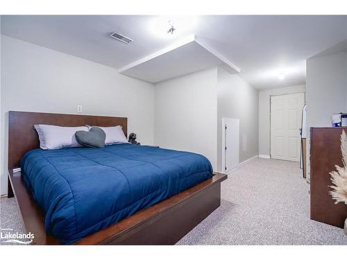 659 Bayview Drive, Midland, ON - Indoor Photo Showing Bedroom