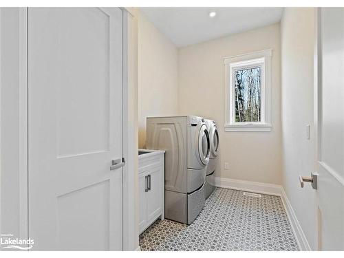 1700 Champlain Road, Tiny, ON - Indoor Photo Showing Laundry Room