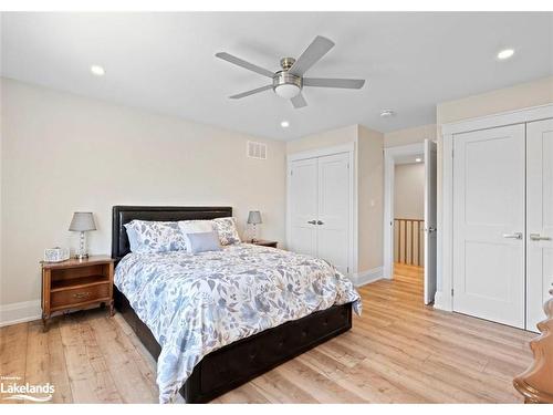 1700 Champlain Road, Tiny, ON - Indoor Photo Showing Bedroom