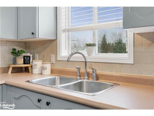 2292 Scythes Street, Stroud, ON - Indoor Photo Showing Kitchen With Double Sink