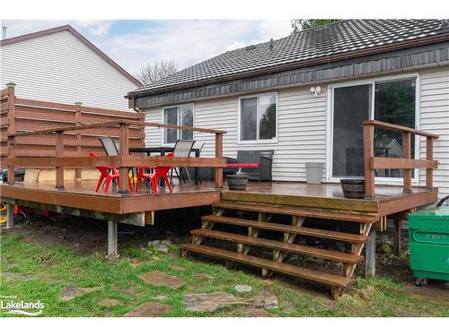 2292 Scythes Street, Stroud, ON - Outdoor With Deck Patio Veranda With Exterior