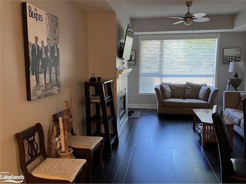 1001-750 Johnston Park Avenue, Collingwood, ON - Indoor Photo Showing Living Room