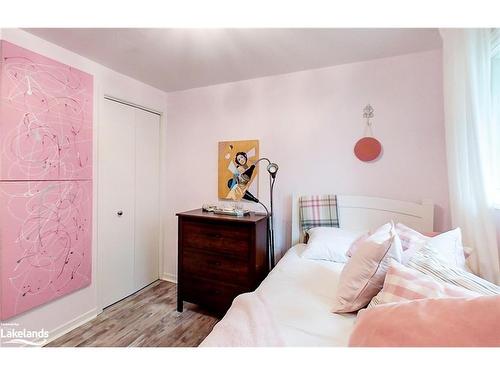 495 Ontario Street, Collingwood, ON - Indoor Photo Showing Bedroom