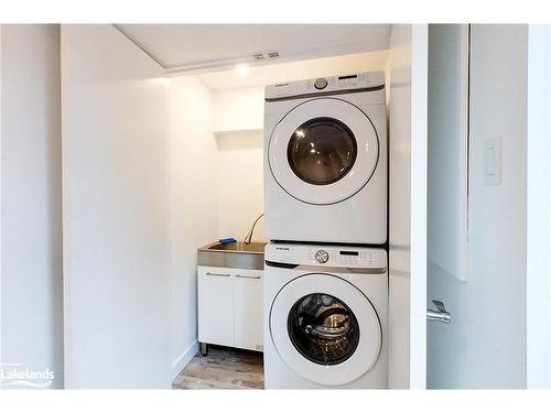 495 Ontario Street, Collingwood, ON - Indoor Photo Showing Laundry Room