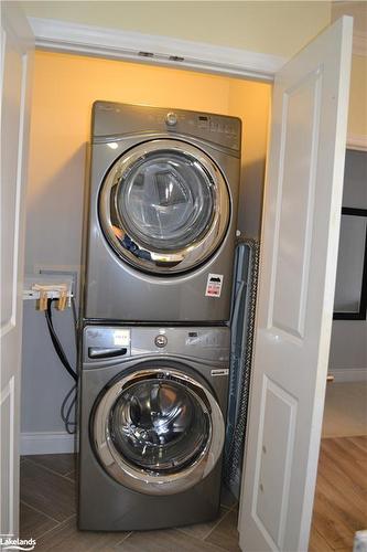 4 Jordan Lane, Huntsville, ON - Indoor Photo Showing Laundry Room