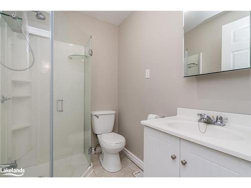 310 Hugel Avenue, Midland, ON - Indoor Photo Showing Bathroom
