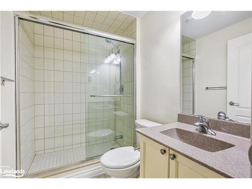 1008-699 Aberdeen Boulevard, Midland, ON - Indoor Photo Showing Bathroom