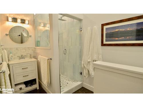 247 St Vincent Street, Meaford, ON - Indoor Photo Showing Bathroom