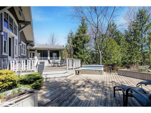 3 Robertson Court, Clearview, ON - Outdoor With Deck Patio Veranda With Facade