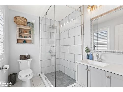 28 Gainsborough Road, Bracebridge, ON - Indoor Photo Showing Bathroom
