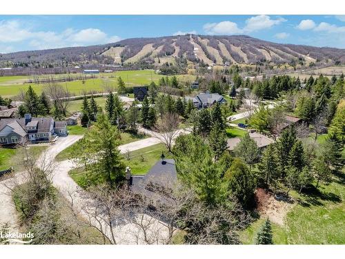 15 Newton Way, Clearview, ON - Outdoor With View