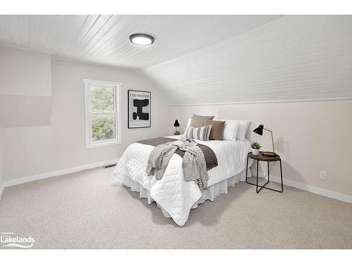318 St Vincent Street, Meaford, ON - Indoor Photo Showing Bedroom