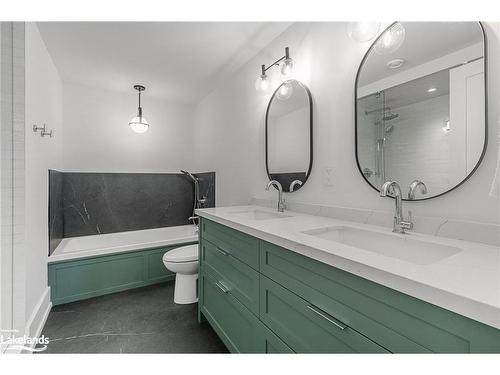 3524 Isla Way, Port Severn, ON - Indoor Photo Showing Bathroom