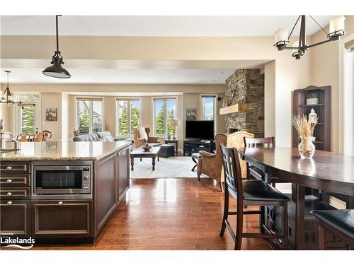 108 Comet Lane, The Blue Mountains, ON - Indoor Photo Showing Dining Room