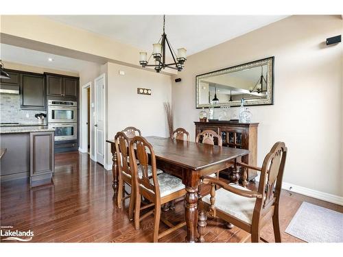 108 Comet Lane, The Blue Mountains, ON - Indoor Photo Showing Dining Room