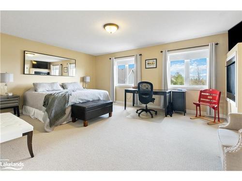 108 Comet Lane, The Blue Mountains, ON - Indoor Photo Showing Bedroom