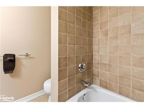 108 Comet Lane, The Blue Mountains, ON - Indoor Photo Showing Bathroom