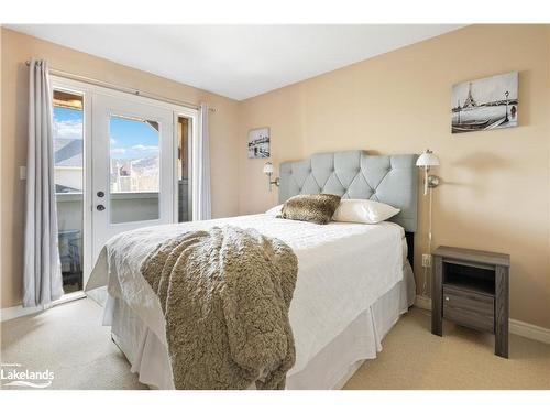 108 Comet Lane, The Blue Mountains, ON - Indoor Photo Showing Bedroom