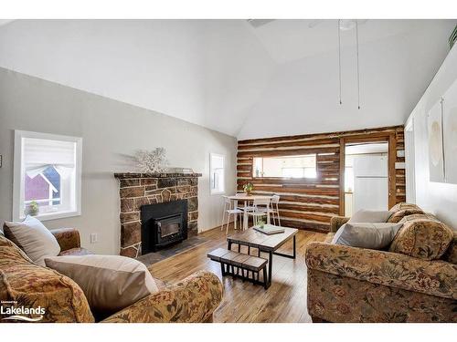 125 River Road E, Wasaga Beach, ON - Indoor Photo Showing Living Room With Fireplace