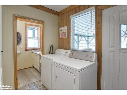 2434 Old Muskoka Road, Huntsville, ON - Indoor Photo Showing Laundry Room