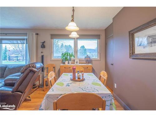 11 Anson Street, Minden, ON - Indoor Photo Showing Dining Room